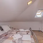 Apartment Katja Njivice