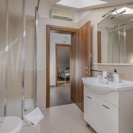 Katja Apartment Njivice