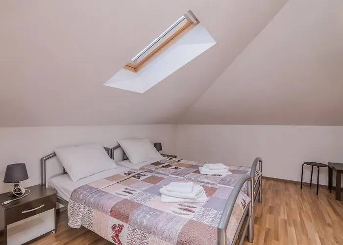 Katja Apartman Njivice