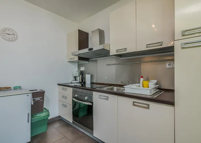 Lägenhet Katja Njivice