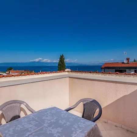 Katja Apartman Njivice