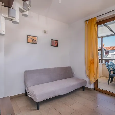 Katja Apartman Njivice